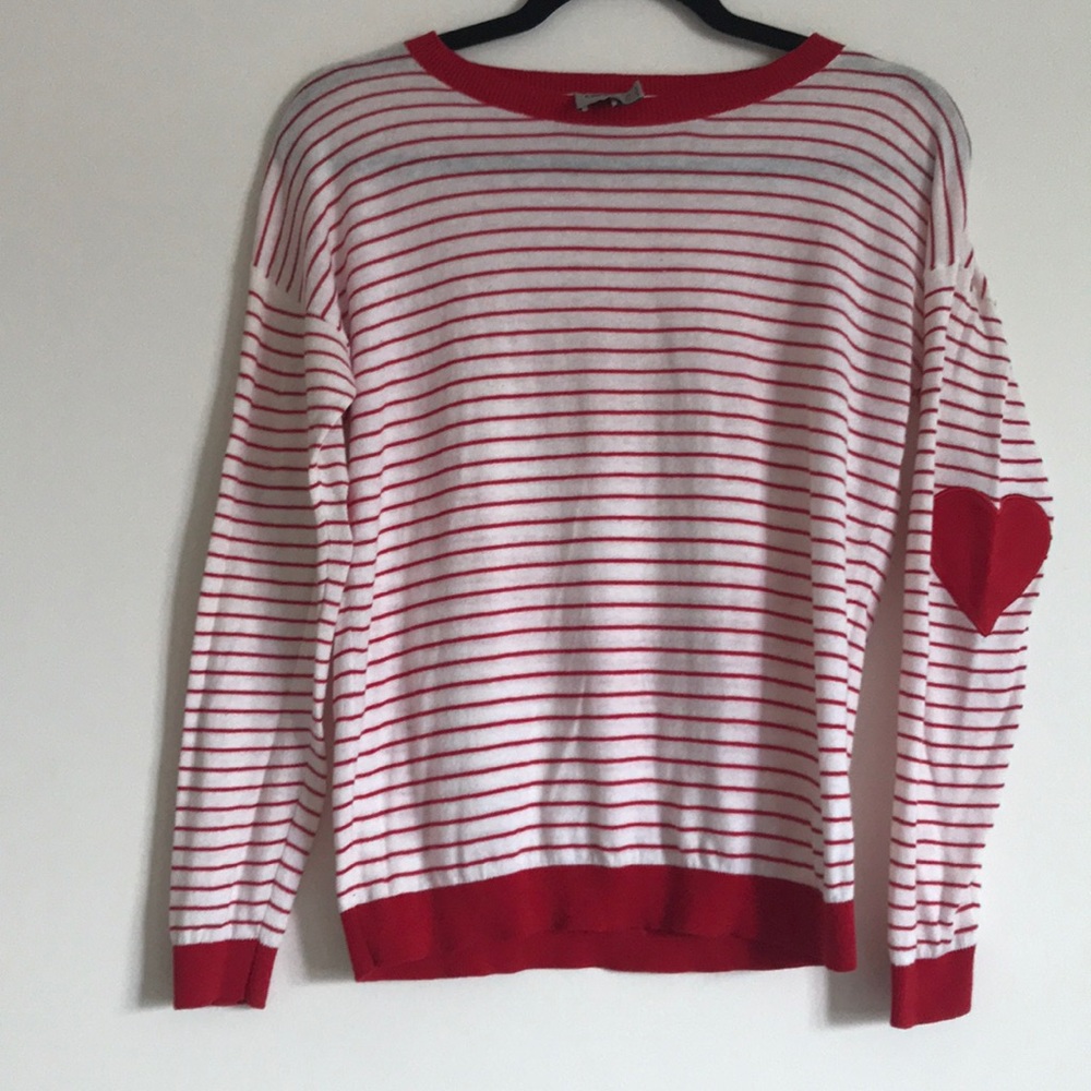 Striped sweater with ❤️ details